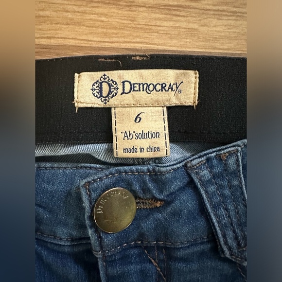 Democracy Women’s Jeans Size 6 Blue AB Solution Stretch Ankle waist 32” - Picture 4 of 7